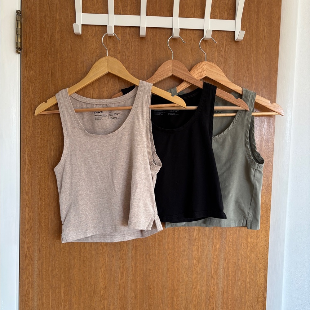 Pact Organic Cool Stretch Cropped Tank